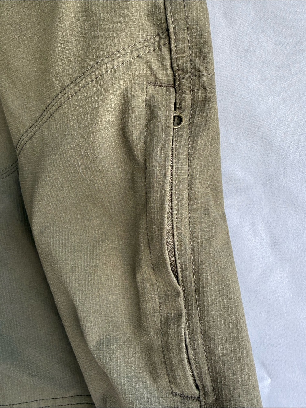 Kühl Men’s Hiking Shorts Olive Green Size 36 Lightweight Outdoor Trail Cargo - Picture 2 of 7
